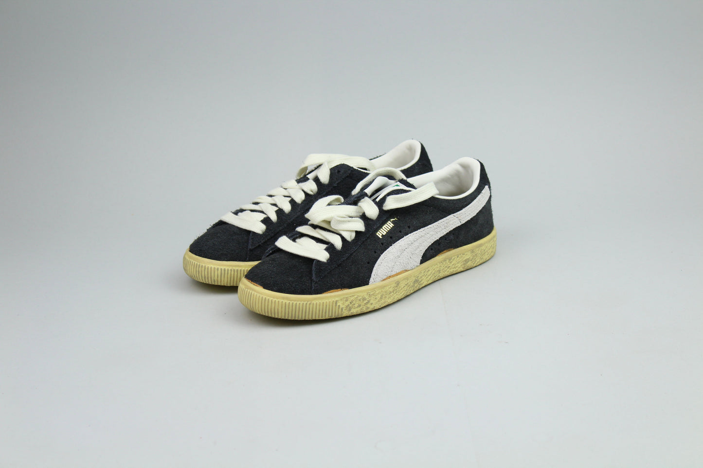PM Suede VTG Neverworn - Size 38 (ARCHIVE)