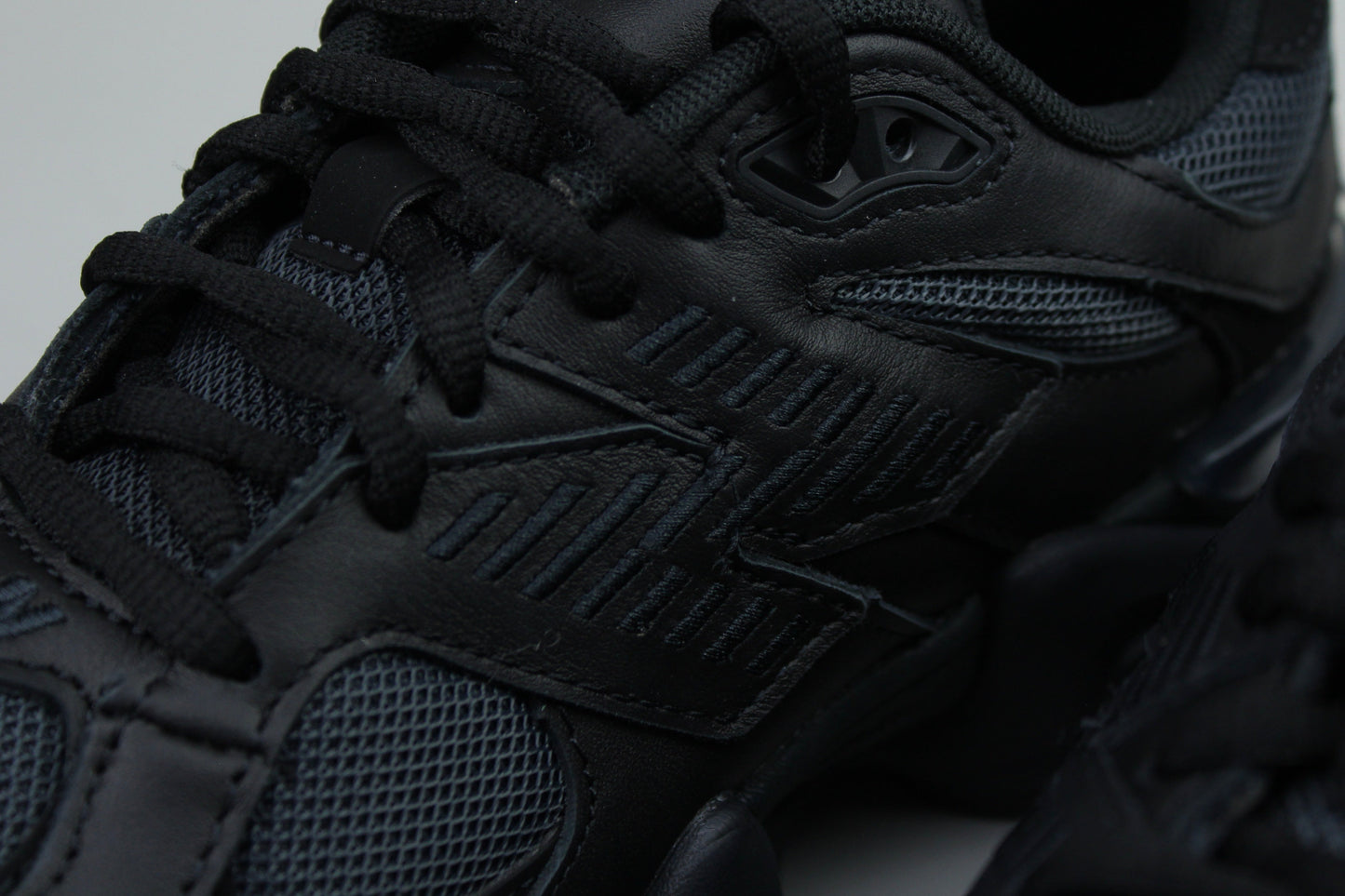 NB 9060 'Triple Black Leather'