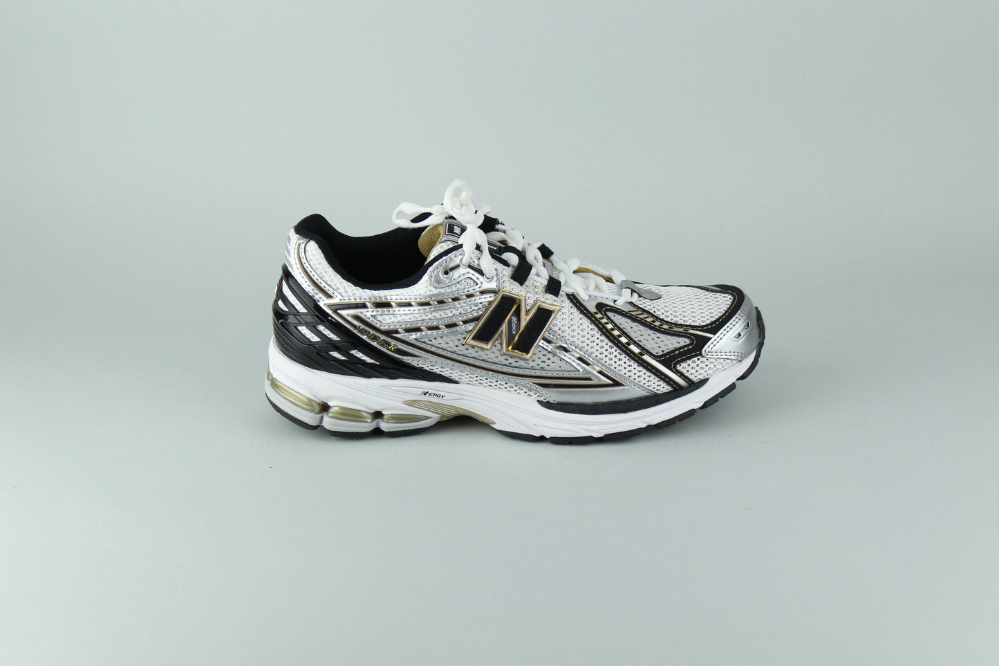 NB 1906R 'White Metallic Gold' - Size 45 (ARCHIVE)