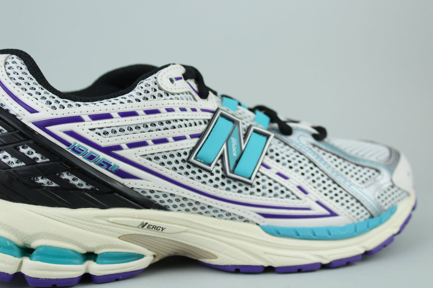 NB 1906R 'Charlotte Hornets' - Size 42.5 (ARCHIVE)
