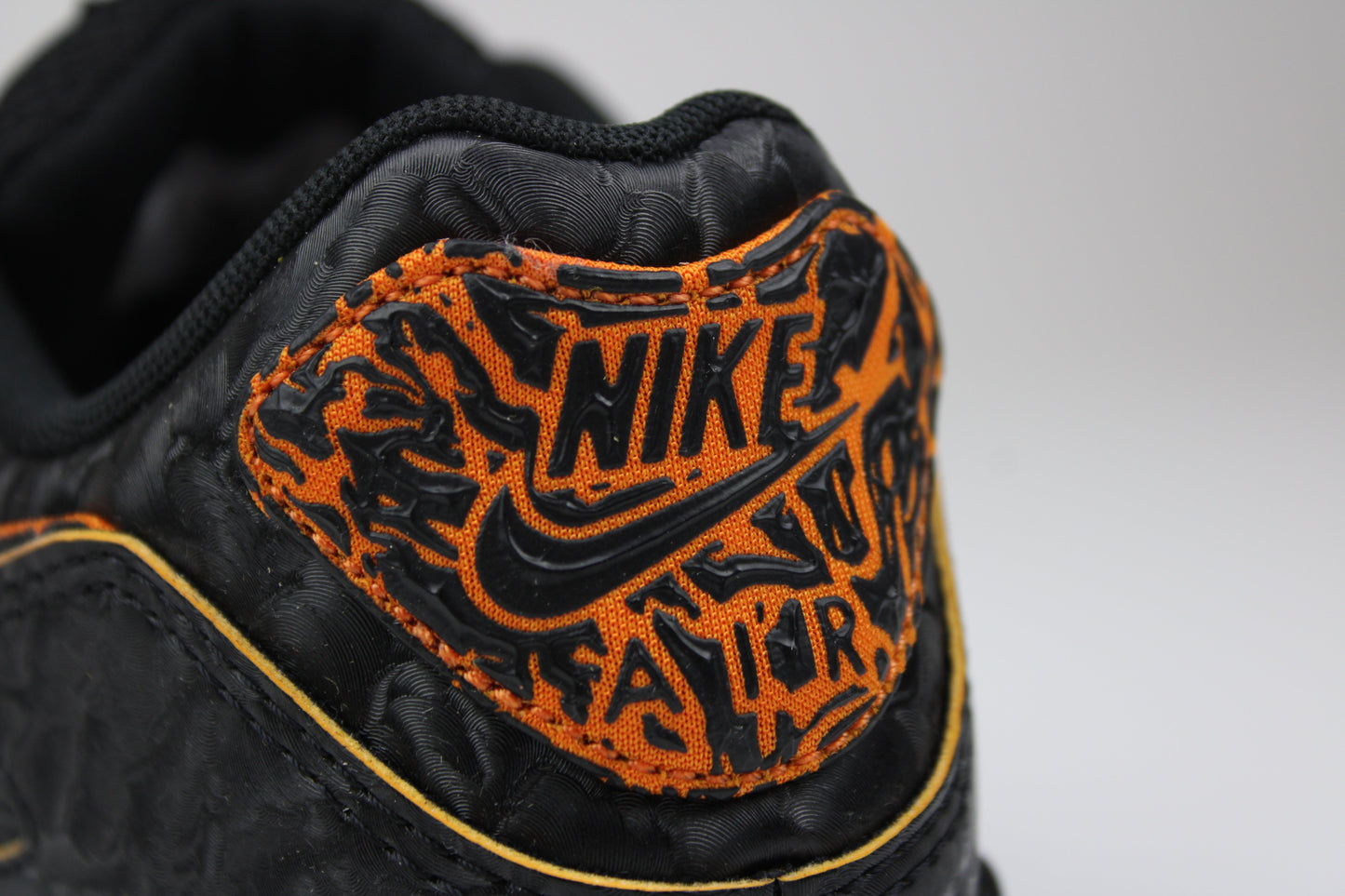NK Air Max 90 QS 'Volcano'