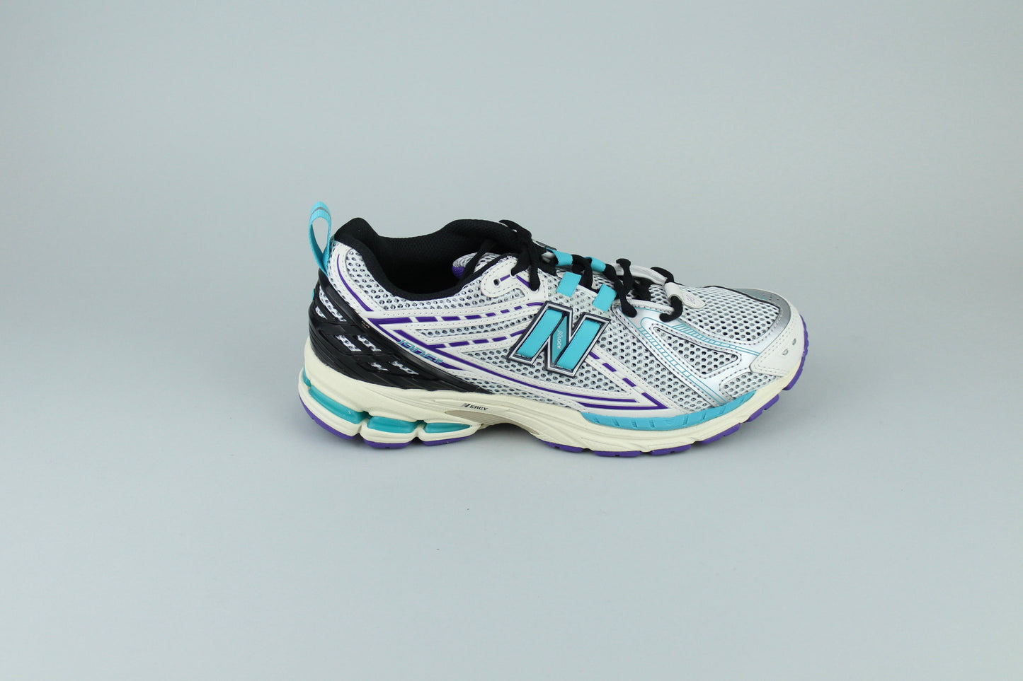 NB 1906R 'Charlotte Hornets' - Size 42.5 (ARCHIVE)