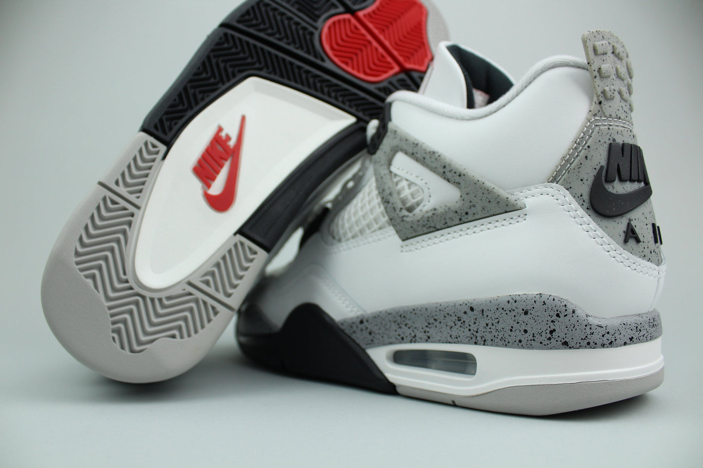 NK Jordan 4 Retro 'White Cement'