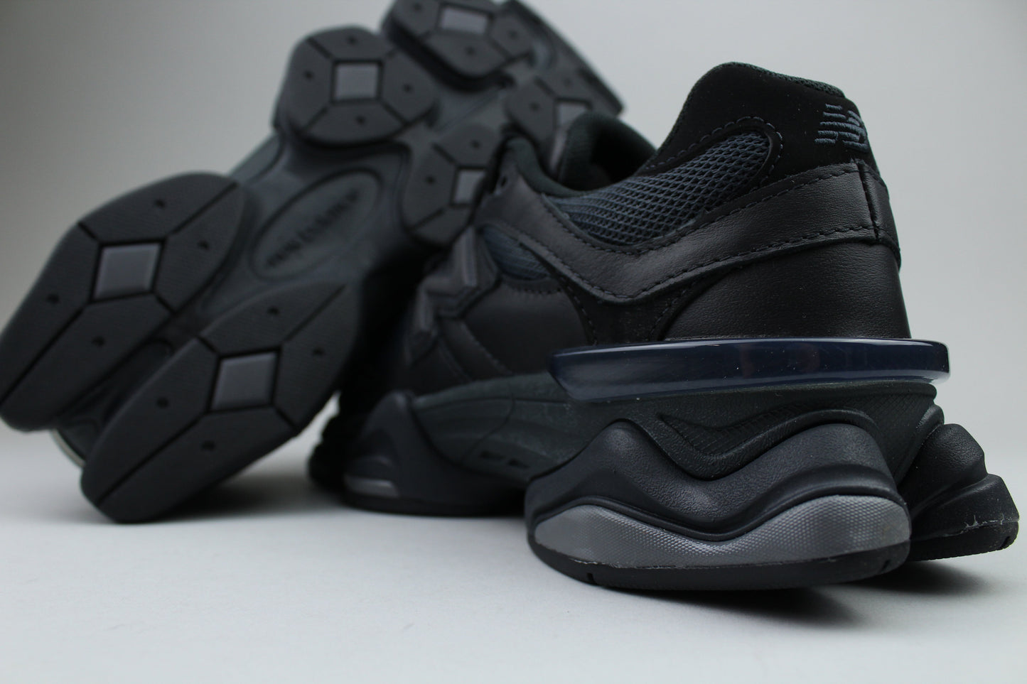 NB 9060 'Triple Black Leather'
