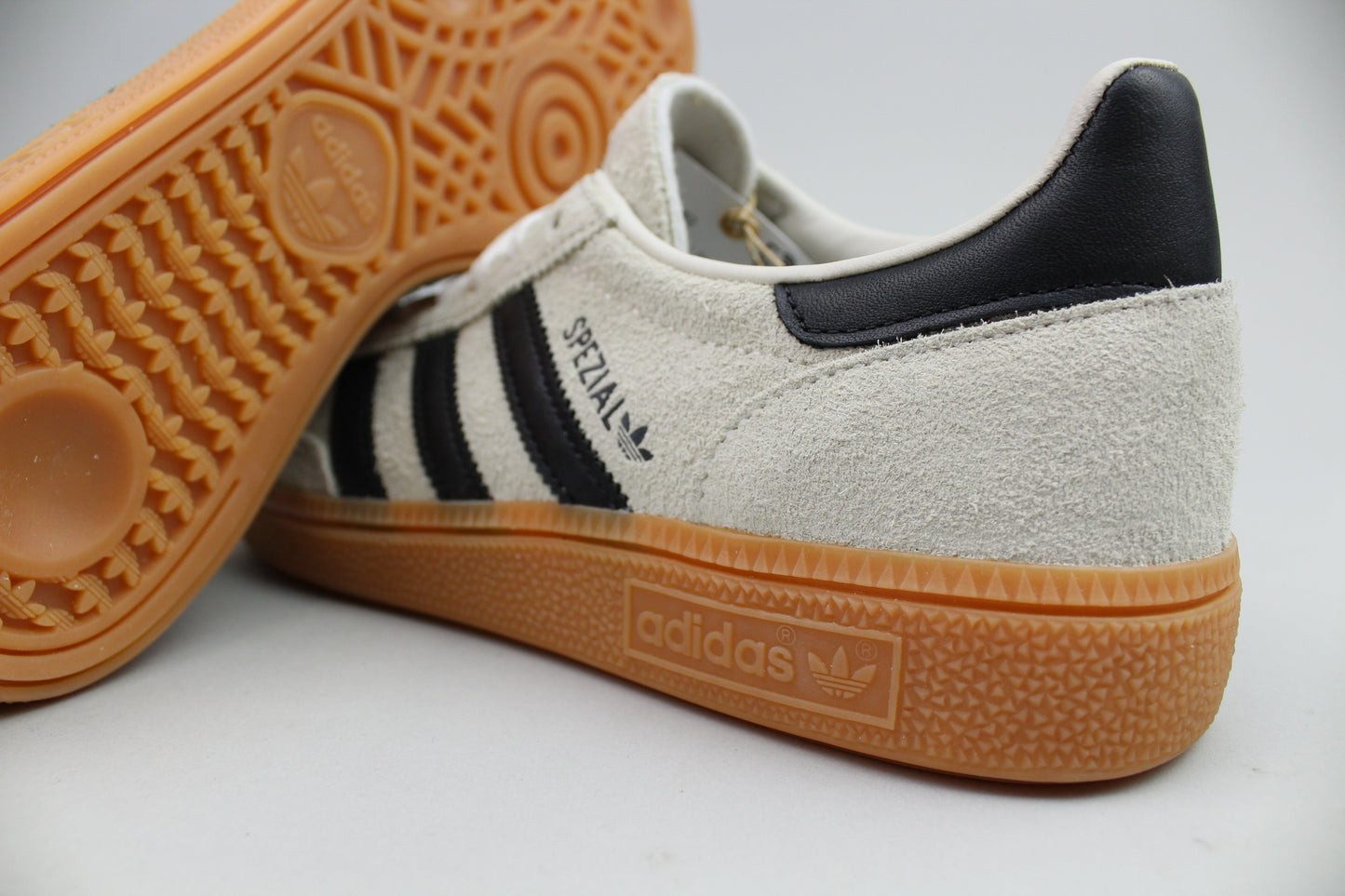AD Handball Spezial 'Aluminium Core Black' (Women's)