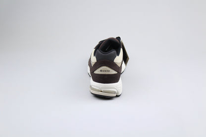 NB 2002 'Black Coffee Gore-Tex'