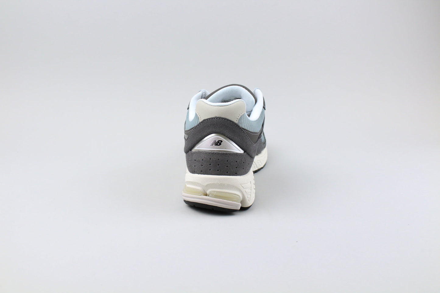 NB 2002 'Magnet'