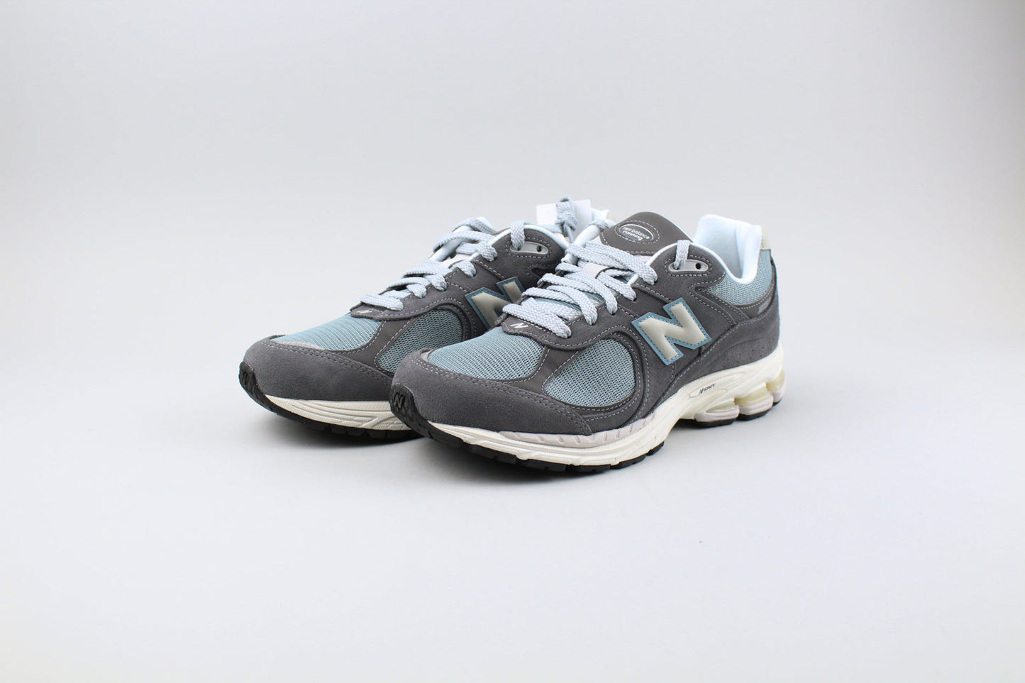 NB 2002 'Magnet'