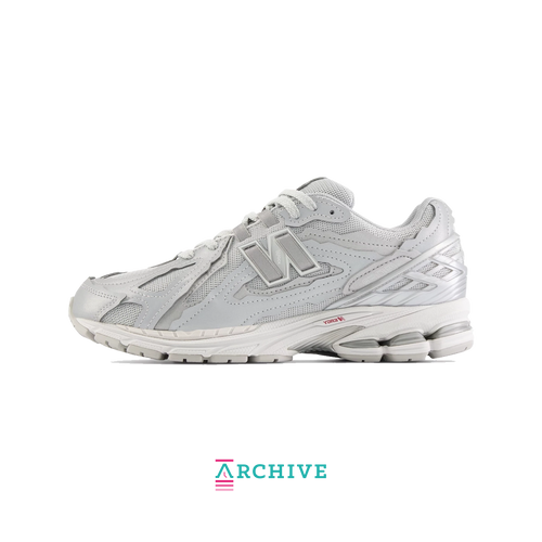 NB 1906D 'Metallic Silver' (Protection Pack) - Size 44 (ARCHIVE)