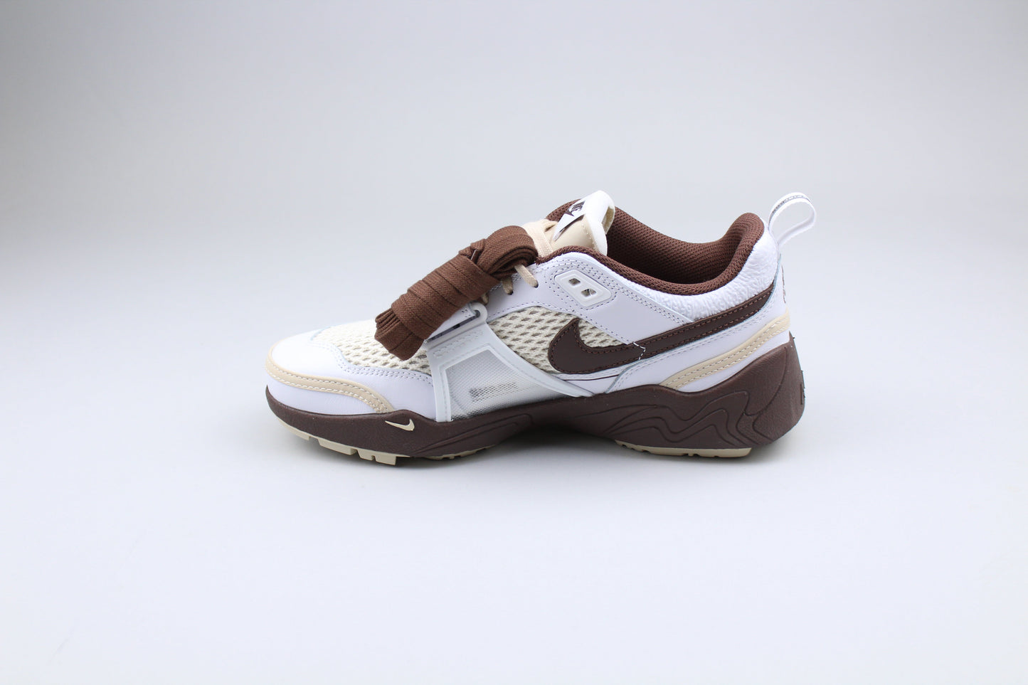 NK Zoom Field Jaxx Travis Scott 'Light Chocolate'