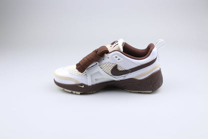NK Zoom Field Jaxx Travis Scott 'Light Chocolate'