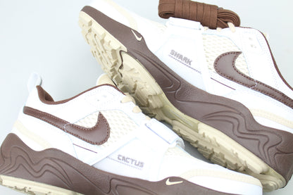 NK Zoom Field Jaxx Travis Scott 'Light Chocolate'